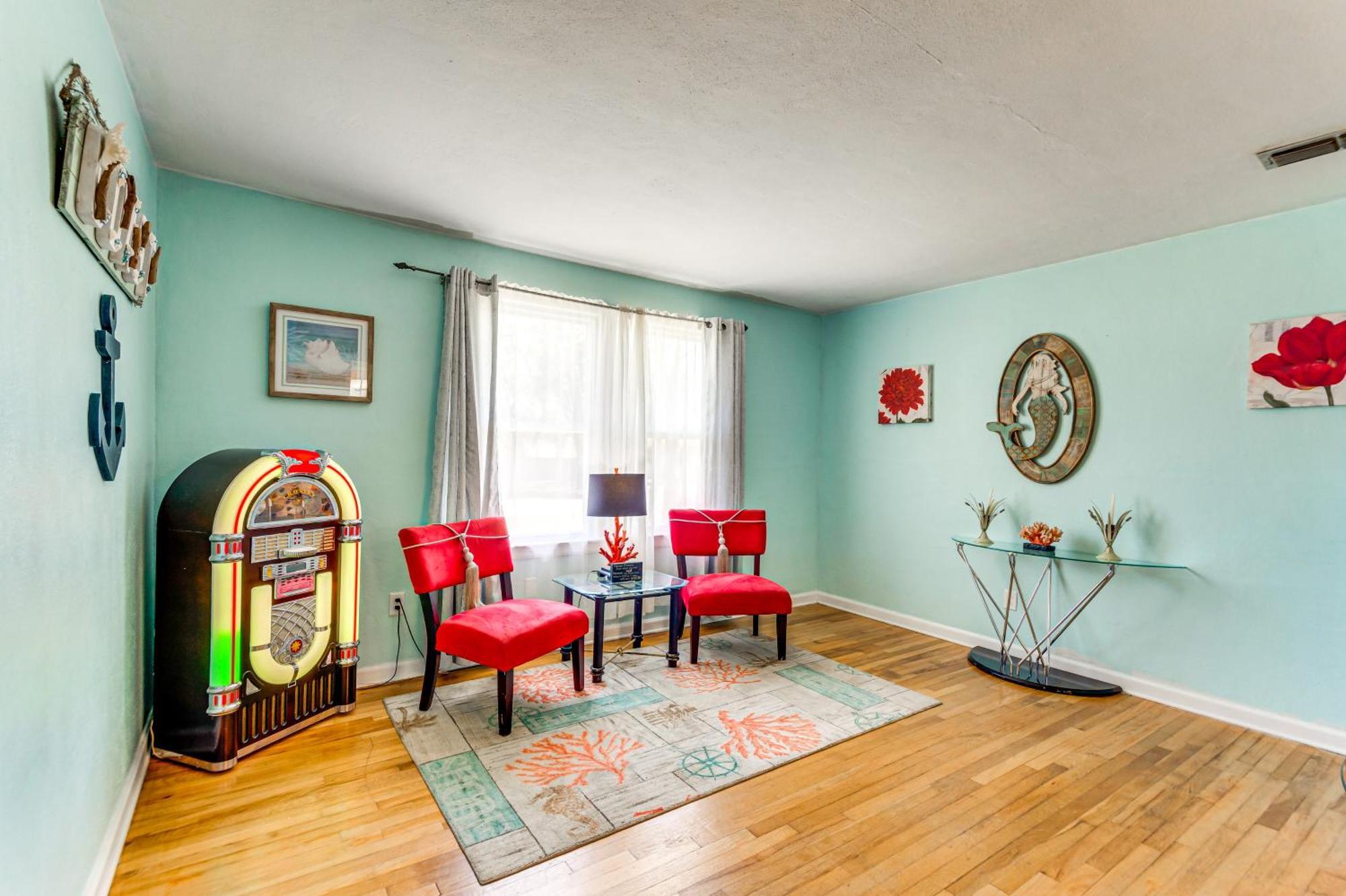 Fort Walton Coastal Retreat With Yard Walk To Beach Форт Уолтън Бийч Екстериор снимка